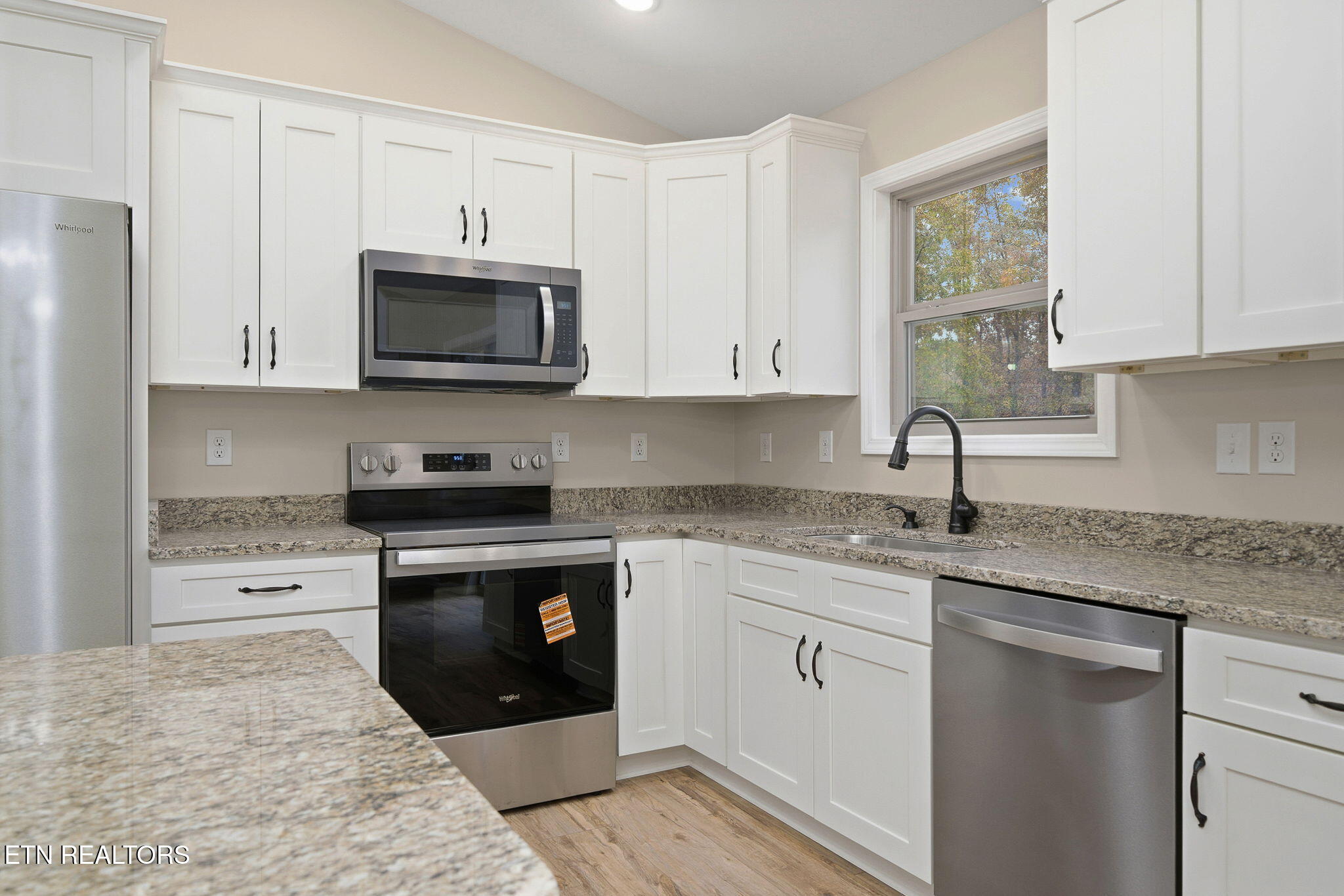 1001 Grey Eagle Drive Property Photo 12