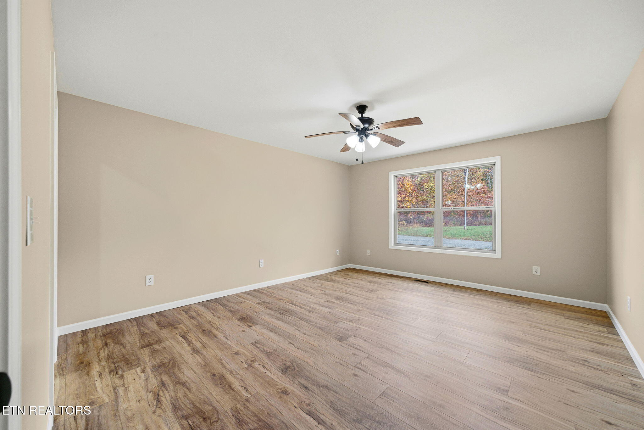 1001 Grey Eagle Drive Property Photo 18