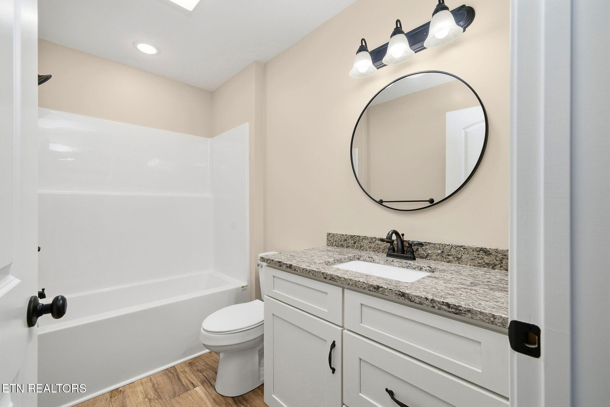 1001 Grey Eagle Drive Property Photo 27