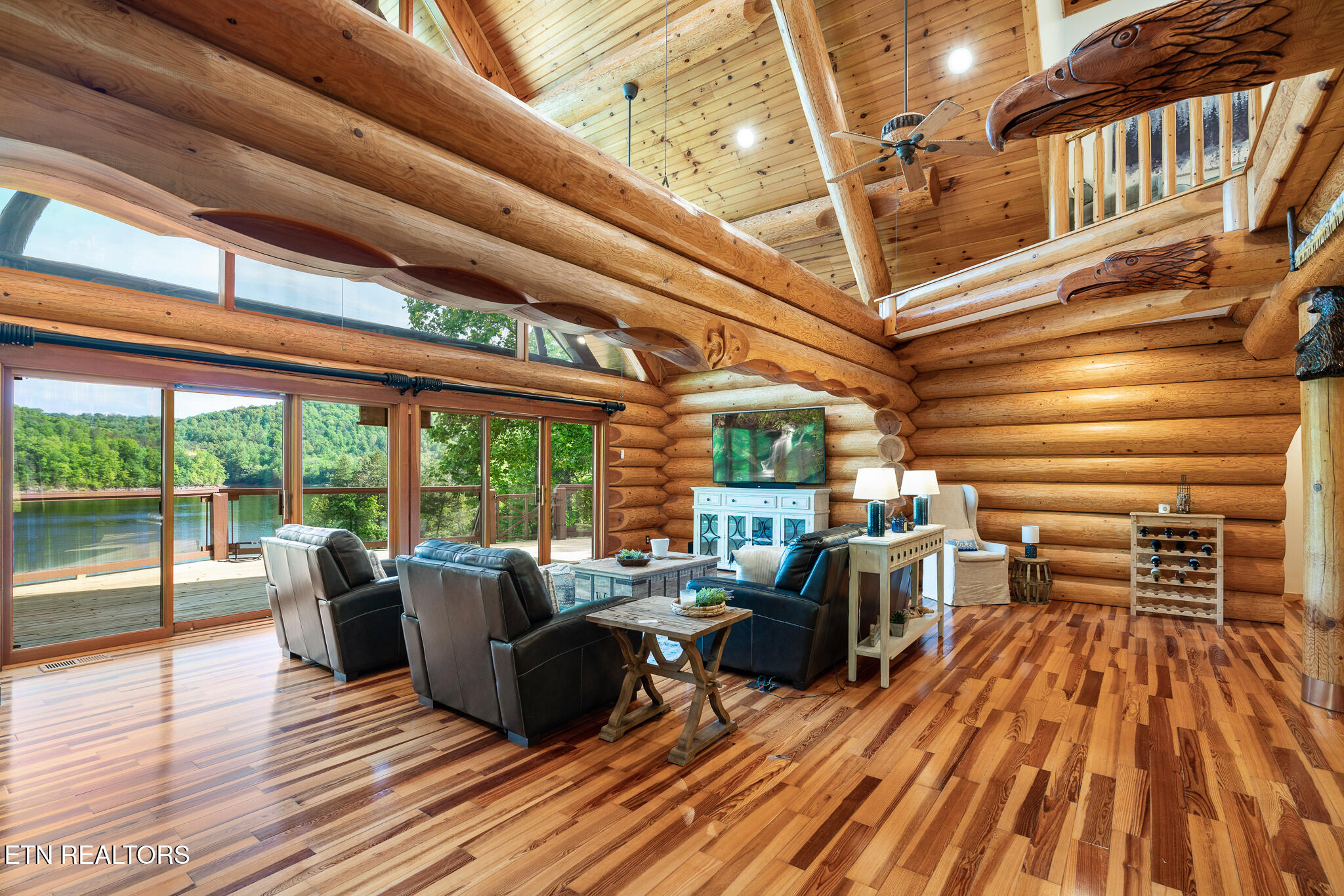 546 Bluff View Rd Property Photo 8