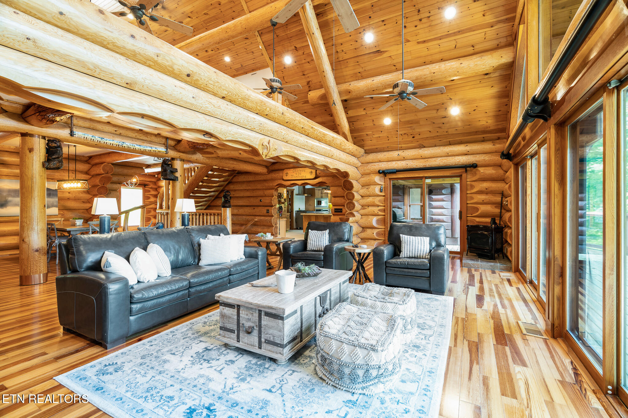 546 Bluff View Rd Property Photo 10