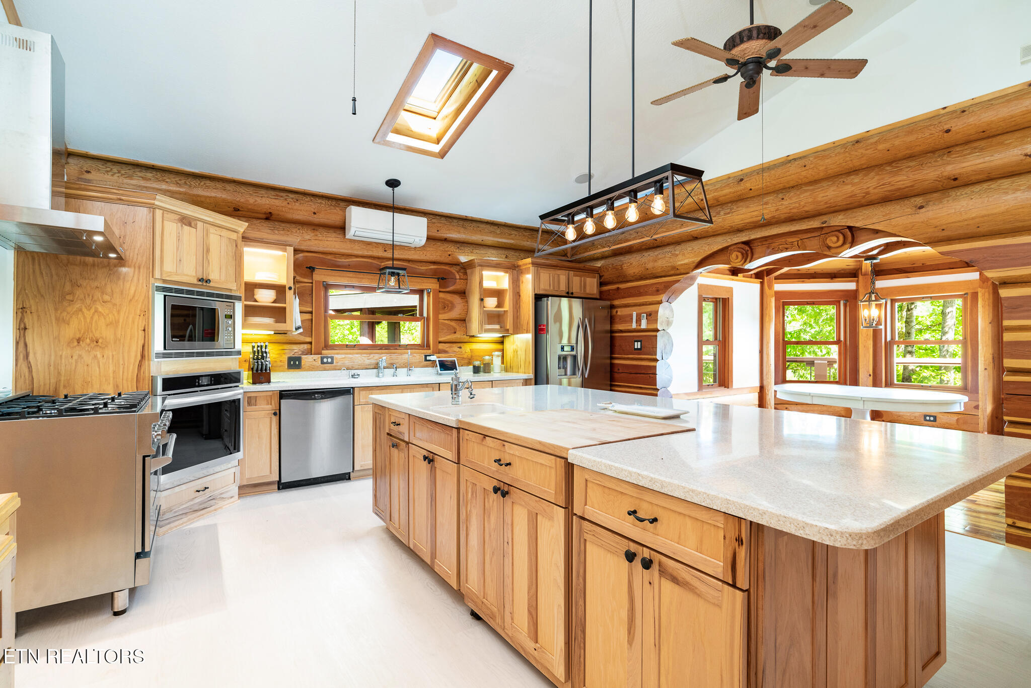 546 Bluff View Rd Property Photo 12