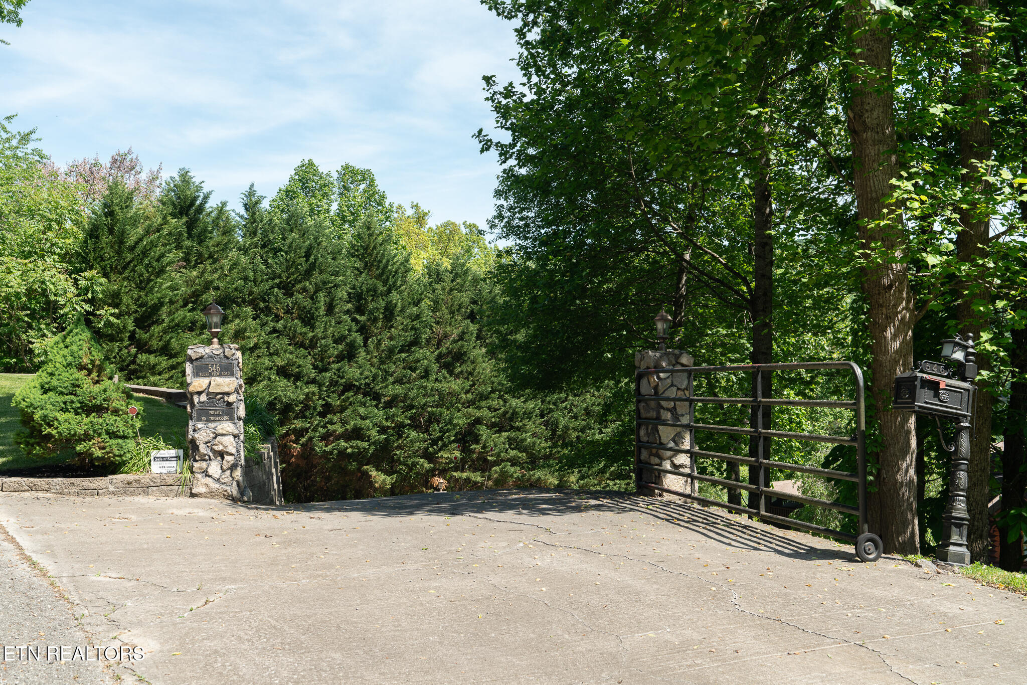 546 Bluff View Rd Property Photo 47