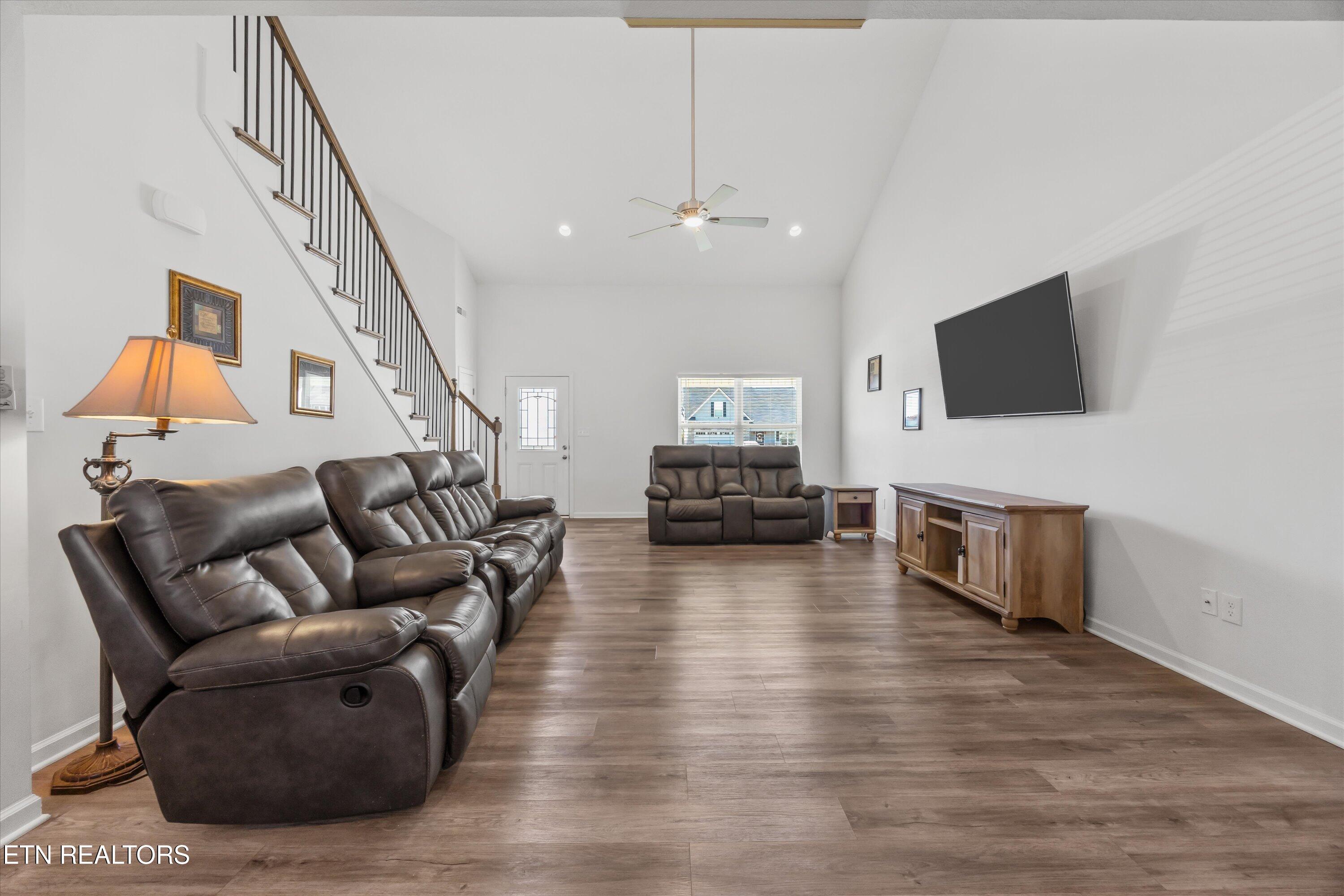 6564 Cara Cade Lane Property Photo 9