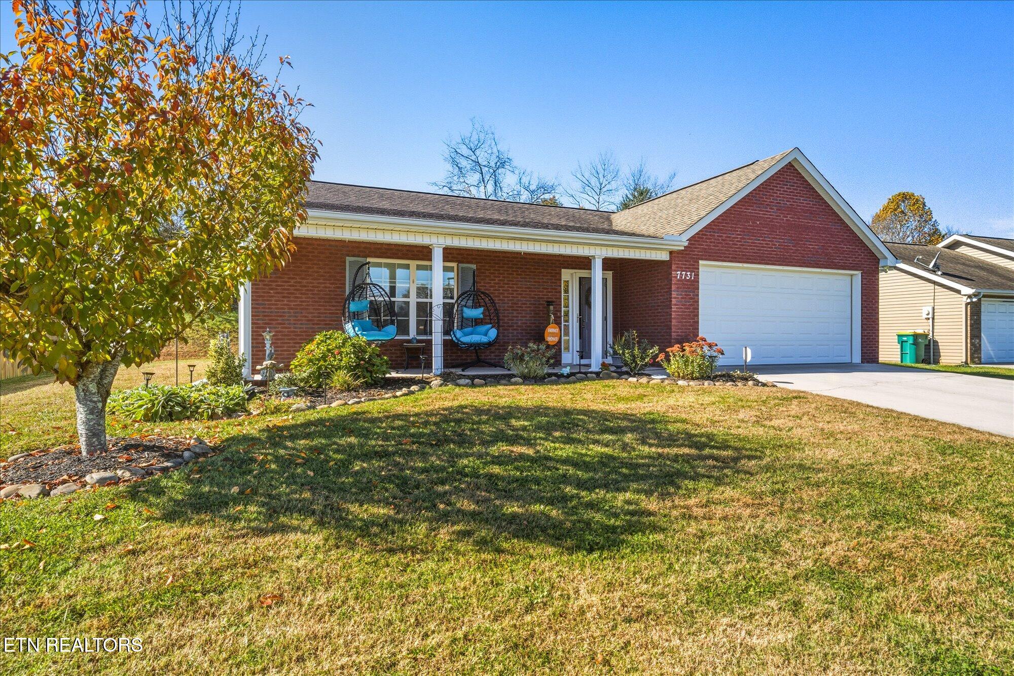 7731 Cooper Meadows Lane Property Photo 3