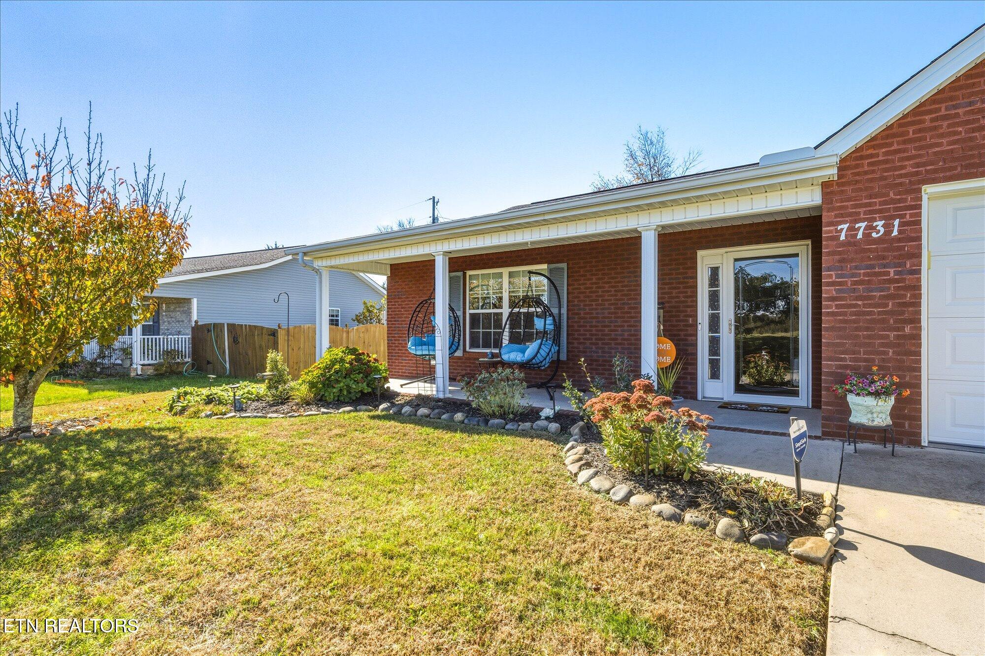 7731 Cooper Meadows Lane Property Photo 4