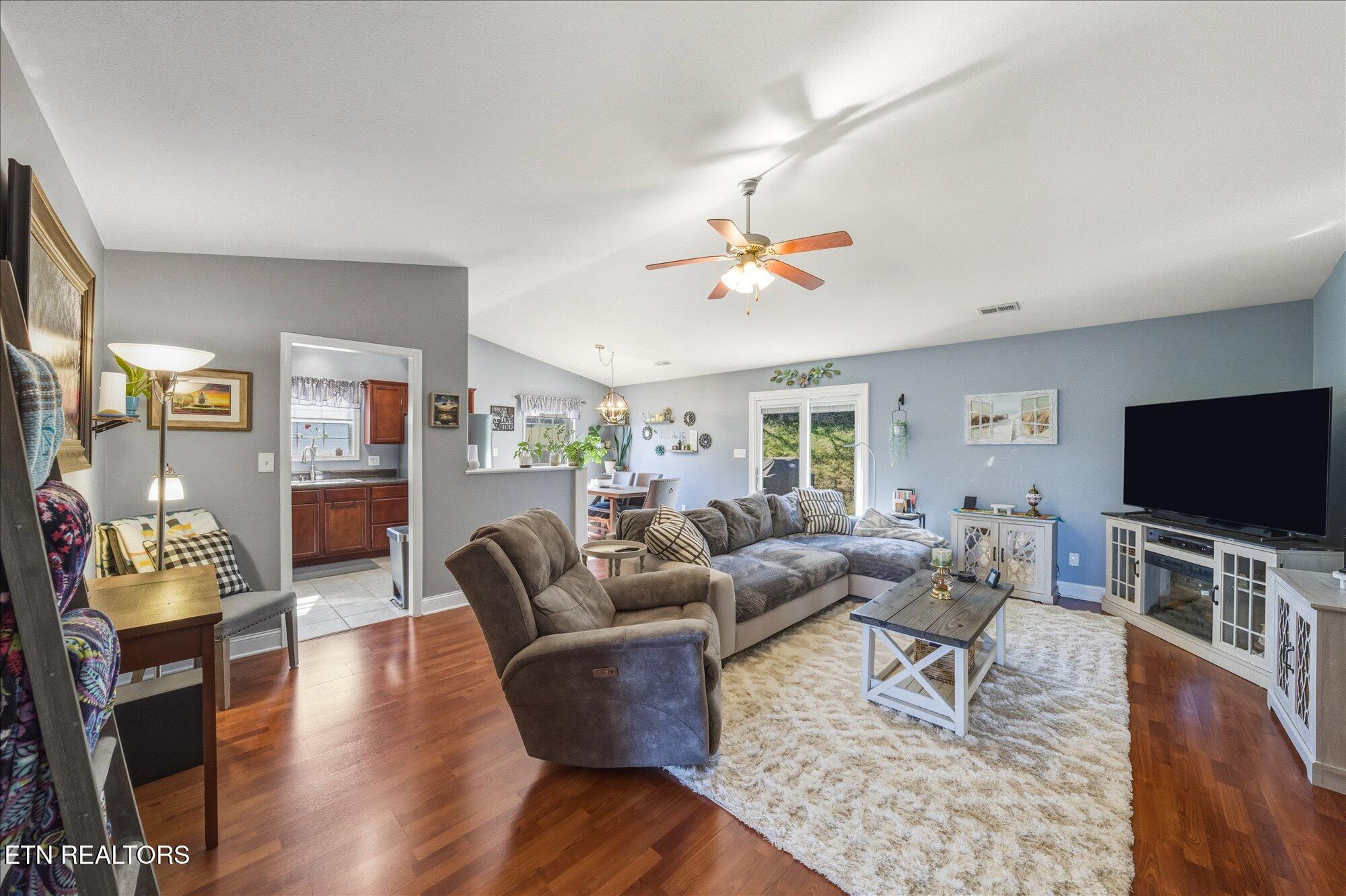 7731 Cooper Meadows Lane Property Photo 7