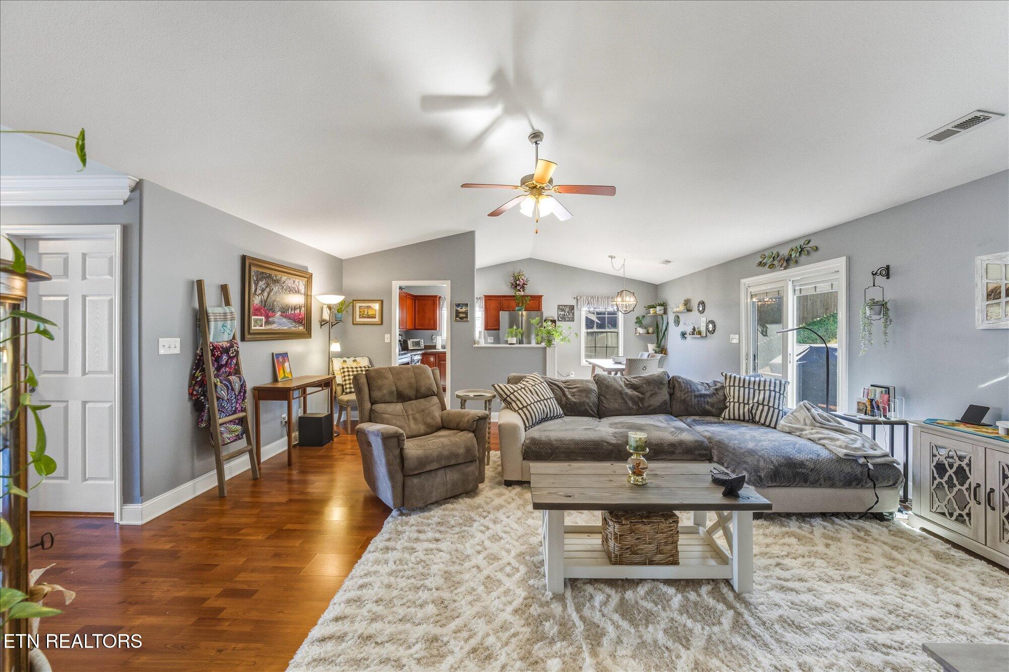 7731 Cooper Meadows Lane Property Photo 9