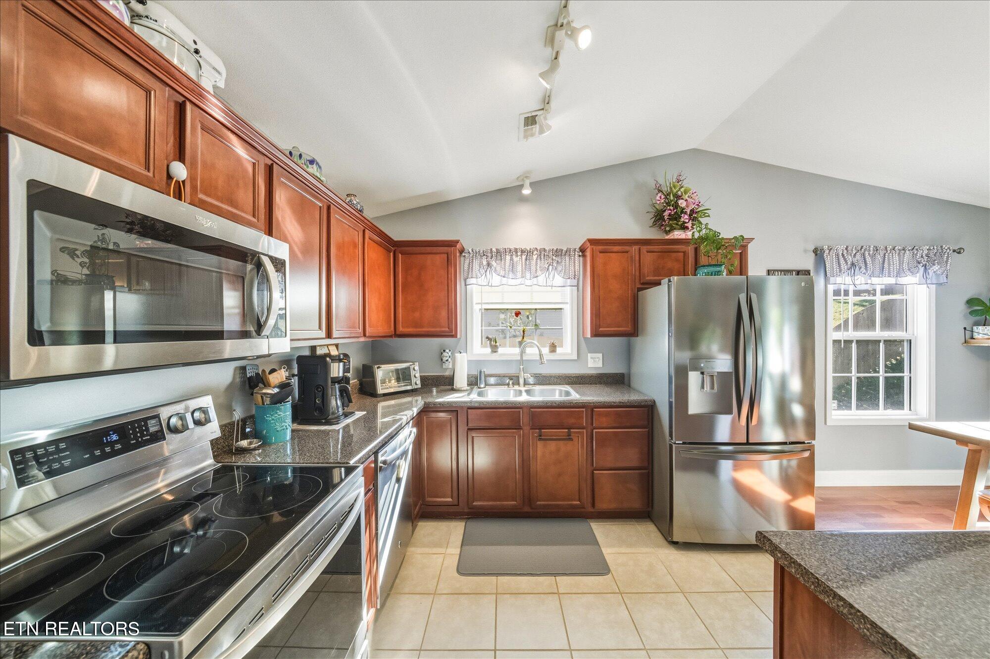 7731 Cooper Meadows Lane Property Photo 16