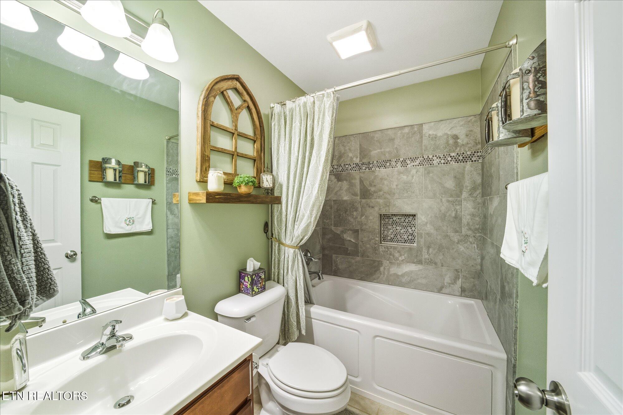 7731 Cooper Meadows Lane Property Photo 23