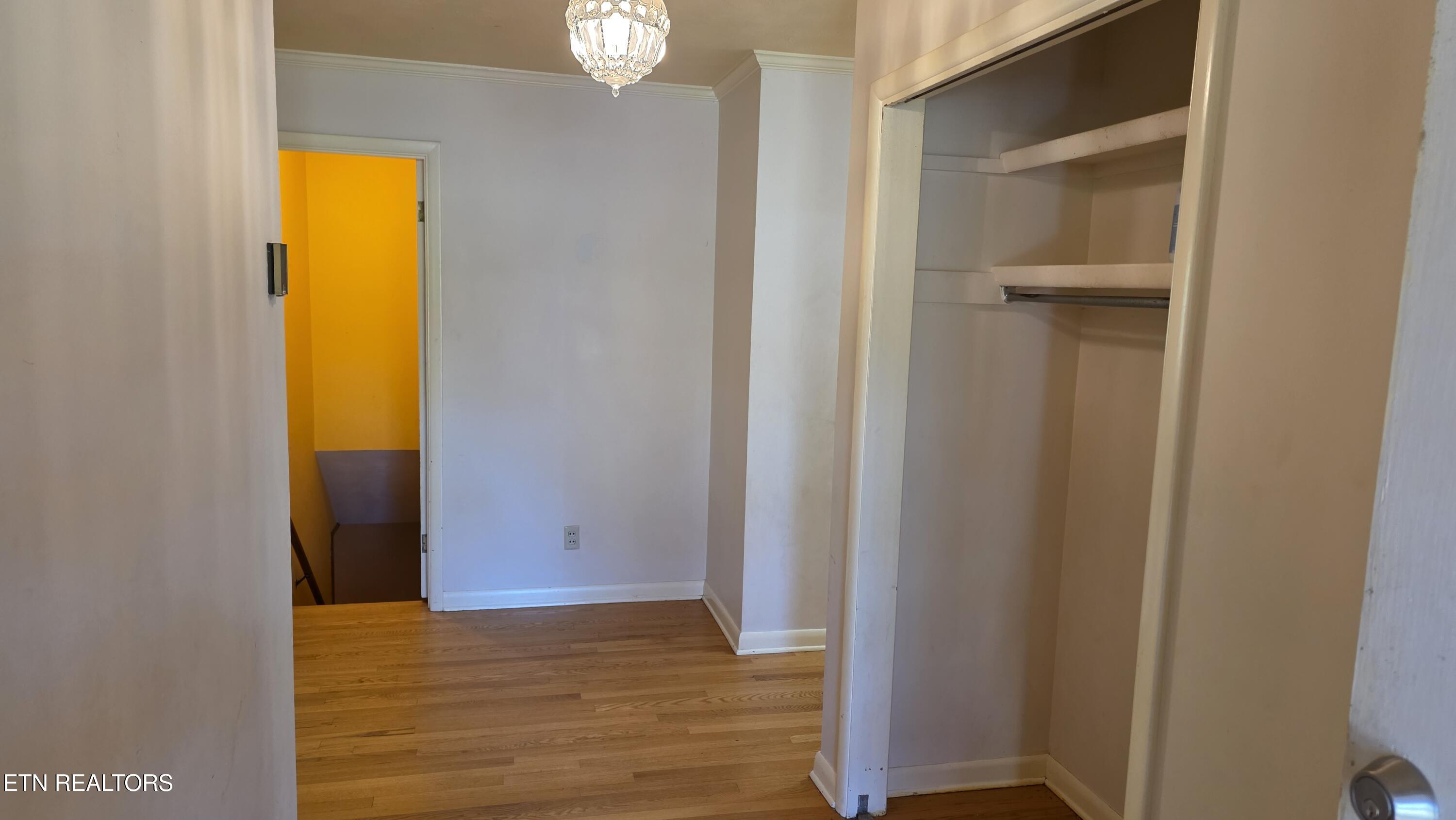 200 Suburban Rd Property Photo 7