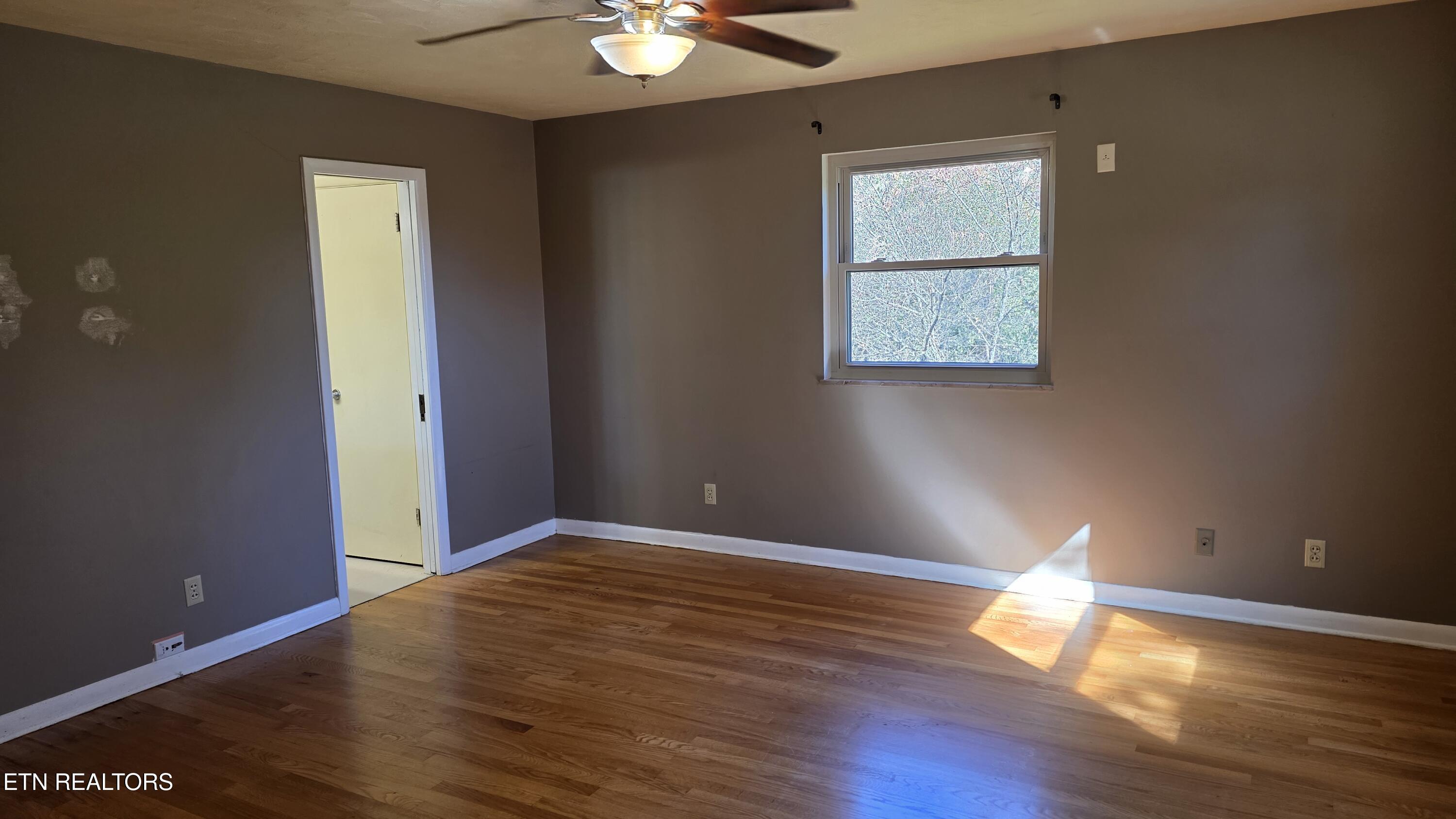 200 Suburban Rd Property Photo 15