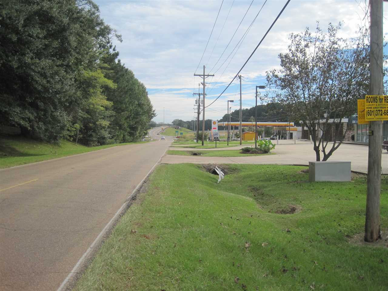 330 Elton Road Property Photo 4