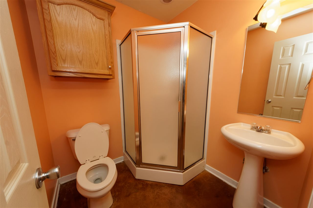 905 W Northside Drive Property Photo 15