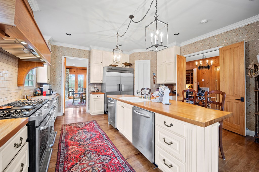 1222 Boyd Road Property Photo 6