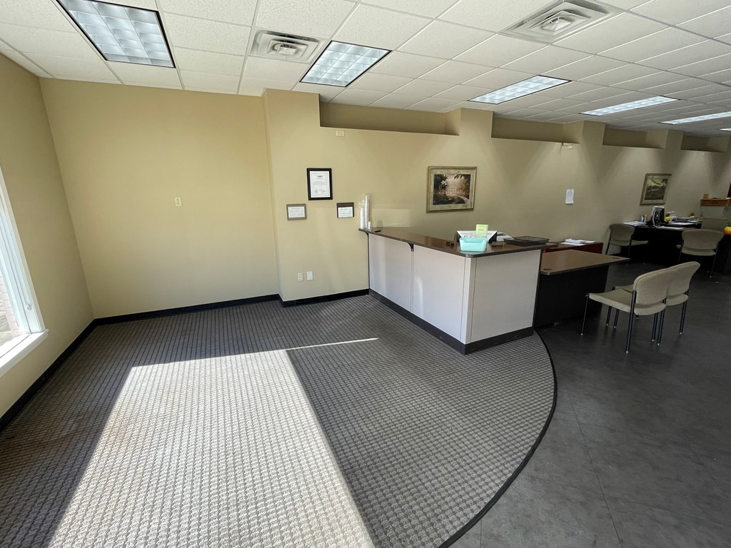 714 Brookway Boulevard Property Photo 4