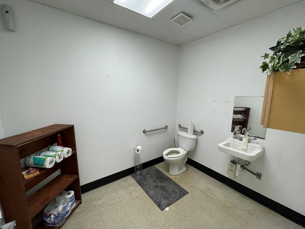 714 Brookway Boulevard Property Photo 12