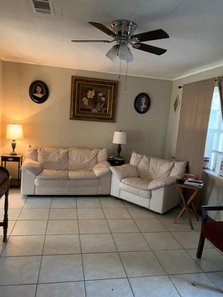5978 Perryman Property Photo 5