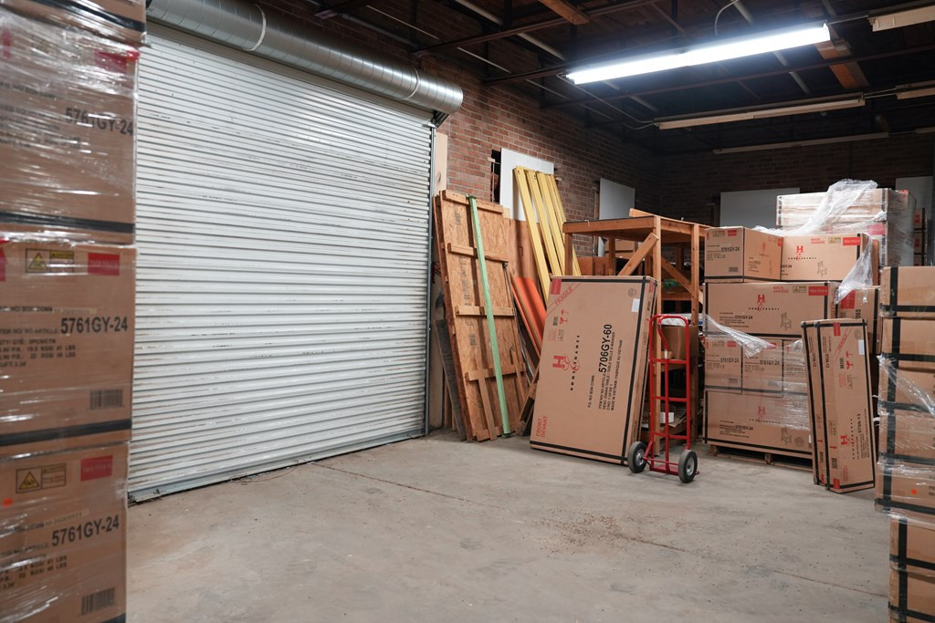 210 S Broad Way Property Photo 29