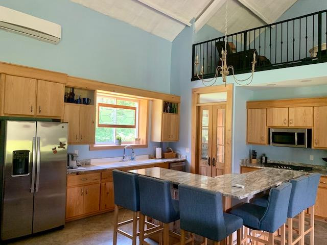 506 Quentin Road Se Property Photo 9