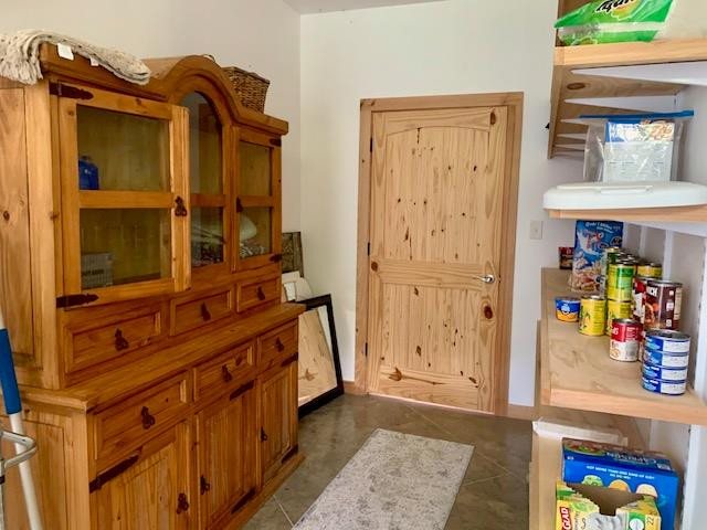 506 Quentin Road Se Property Photo 19