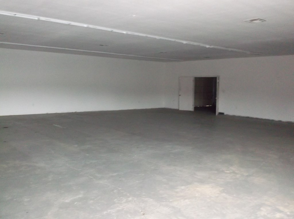 903 S Locust Street Property Photo 7