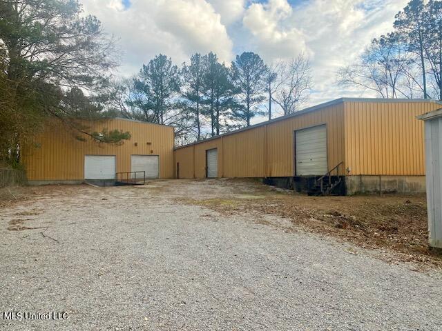 143689 Property Photo 7