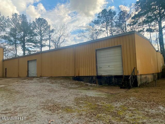 143689 Property Photo 8