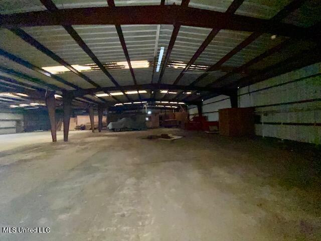 143689 Property Photo 12