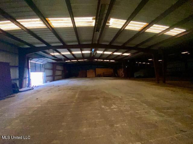 143689 Property Photo 13