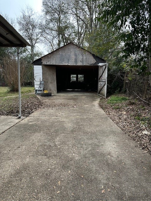 321 W New York Avenue Property Photo 4