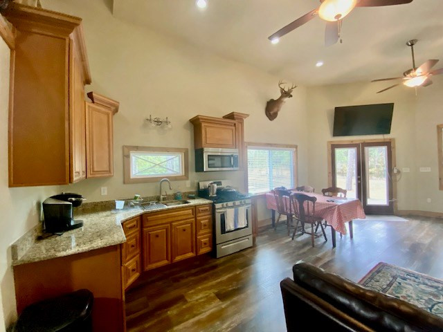 129 Buck Branch School Road Property Photo 12