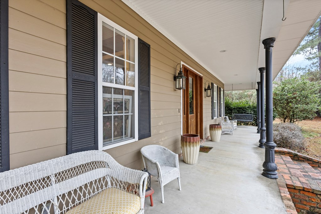 1056 Turkey Ridge Road Property Photo 5