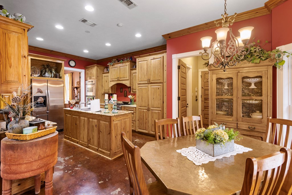 1056 Turkey Ridge Road Property Photo 10