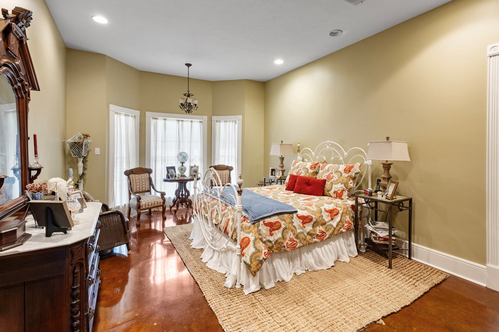 1056 Turkey Ridge Road Property Photo 16