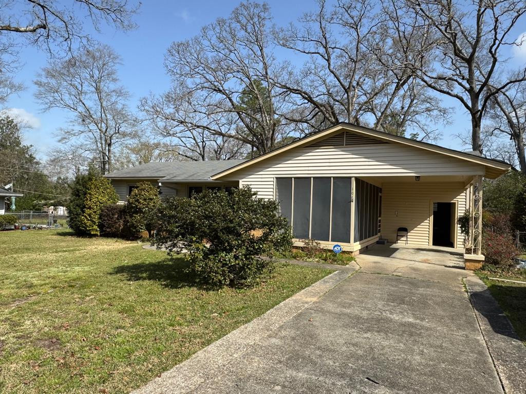 106 Shelly Drive Property Photo 1