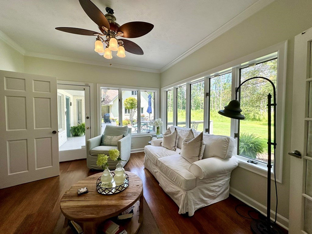 3000 Delaware Avenue Property Photo 11