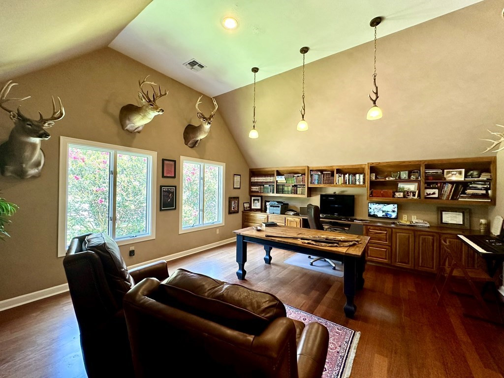 3000 Delaware Avenue Property Photo 46