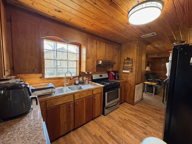 6207 Lake Mary Road Property Photo 5