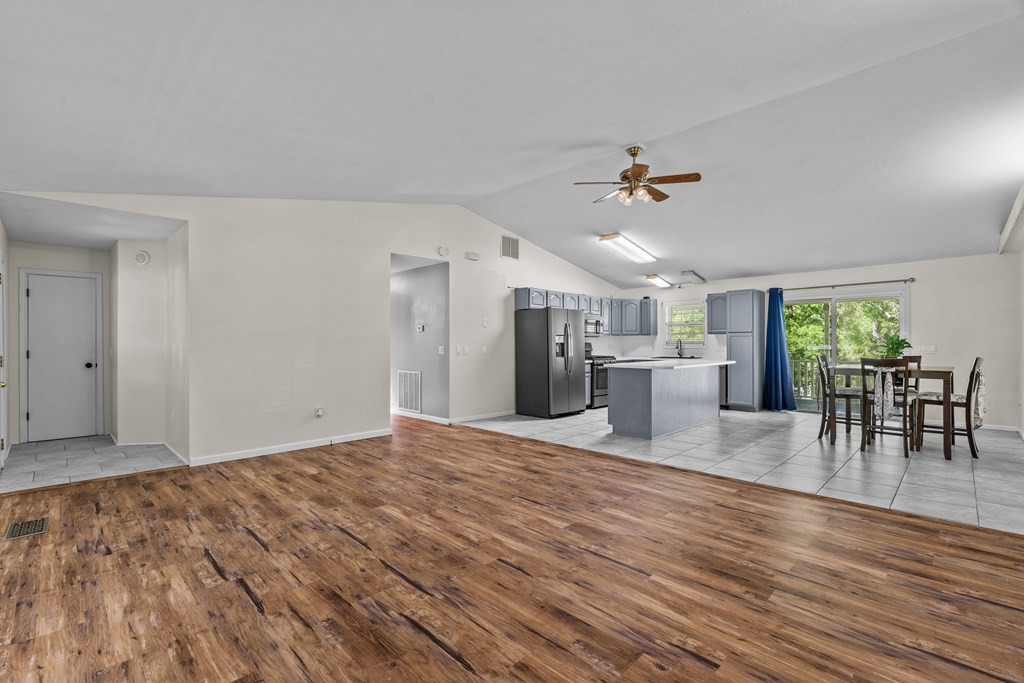 1017 Seventh Street Property Photo 11