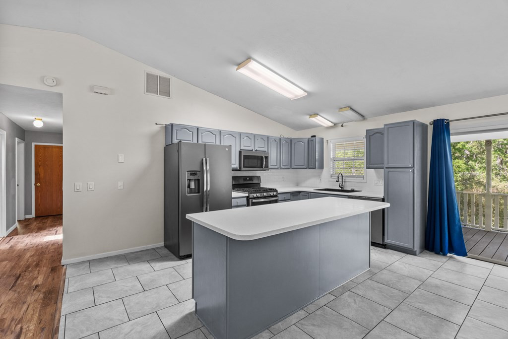 1017 Seventh Street Property Photo 14