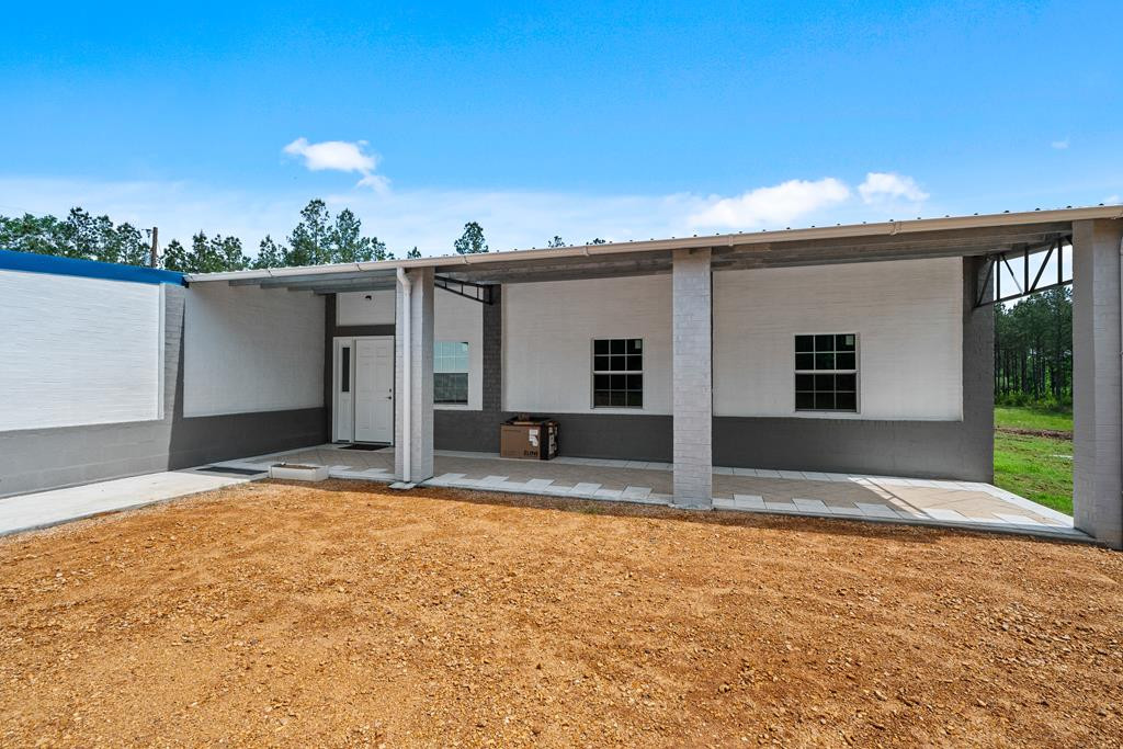 3285 Summit Drive Property Photo 6