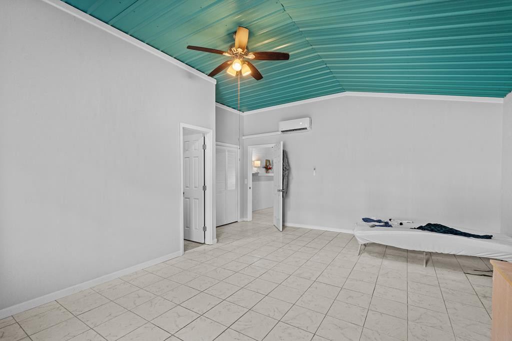 3285 Summit Drive Property Photo 26