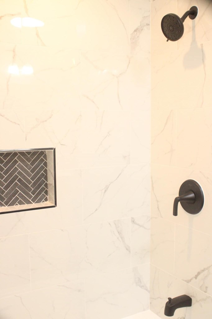 202 E Amite Street Property Photo 16