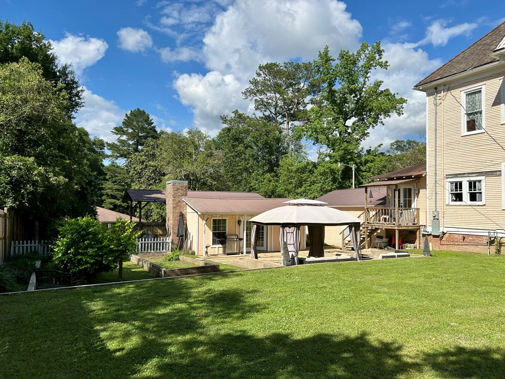 102 W Myrtle Street Property Photo 29