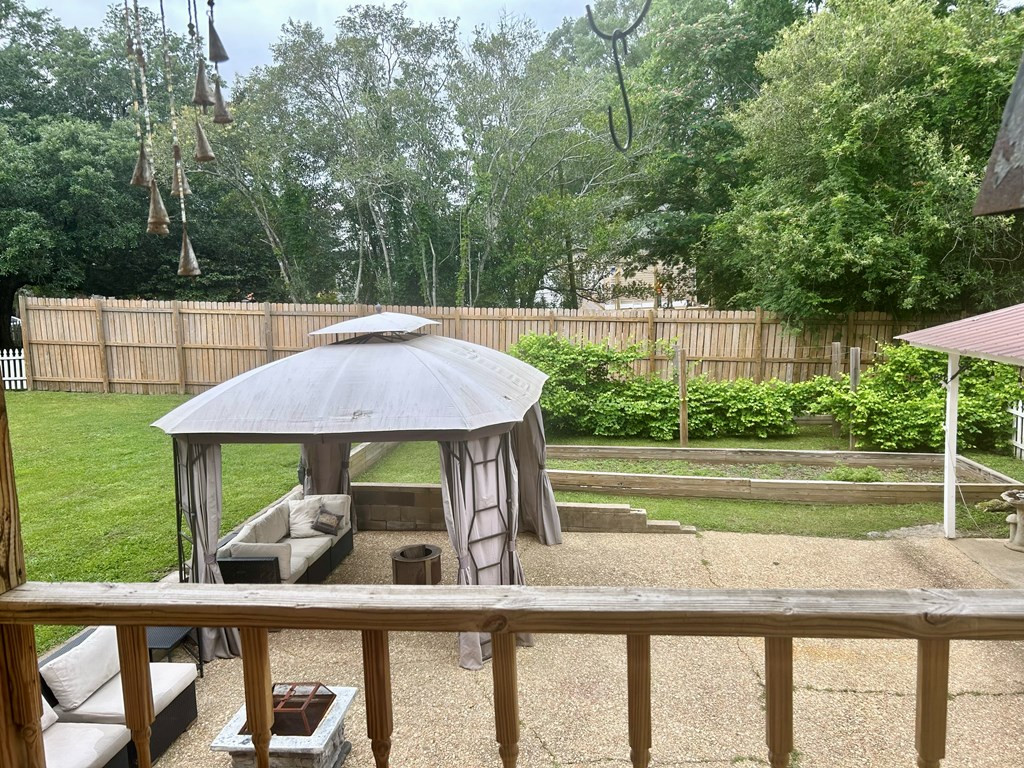 102 W Myrtle Street Property Photo 30