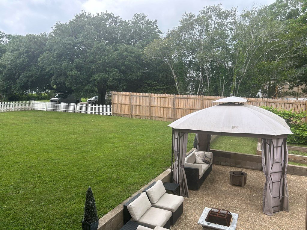 102 W Myrtle Street Property Photo 39