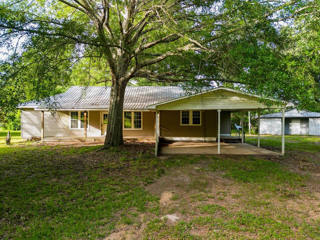 1022 Friendship Circle