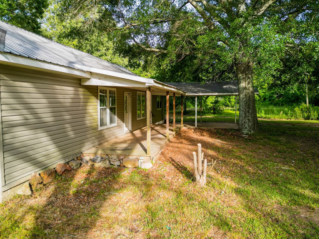 1022 Friendship Circle Property Photo 14