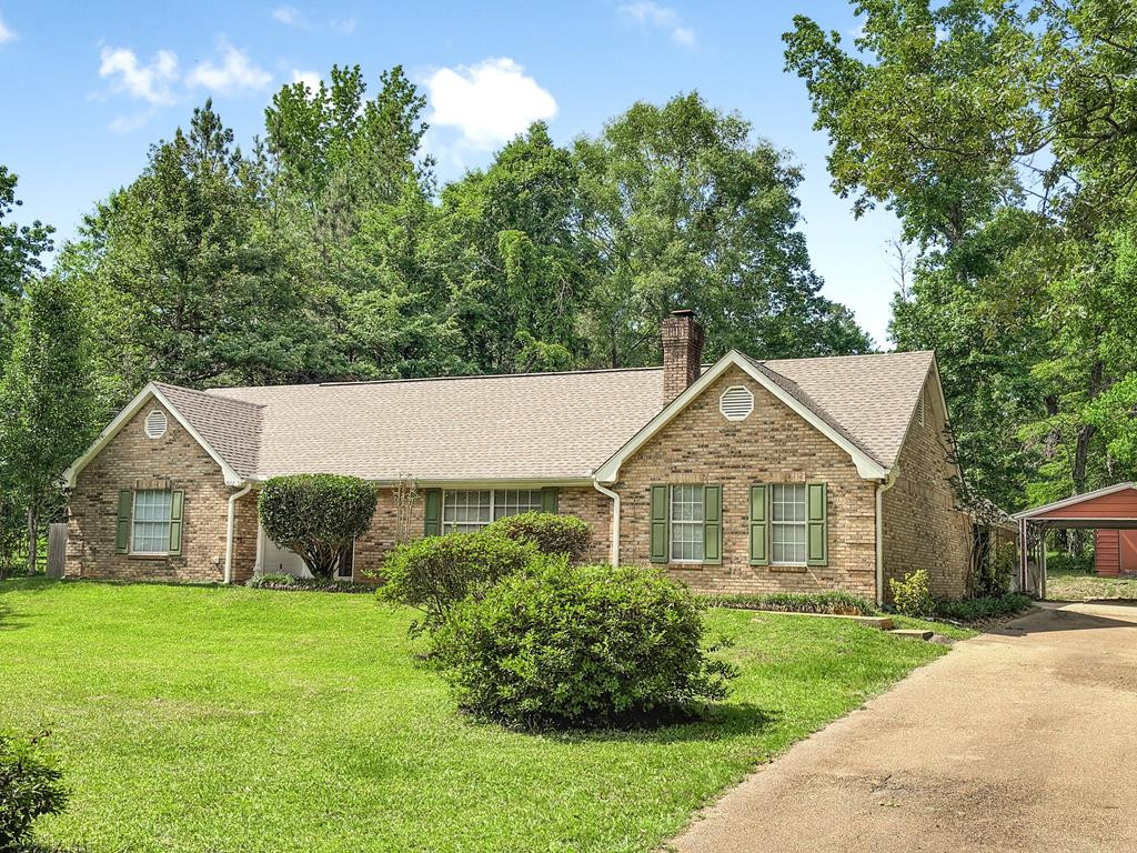 1062 Howell Drive Property Photo 1